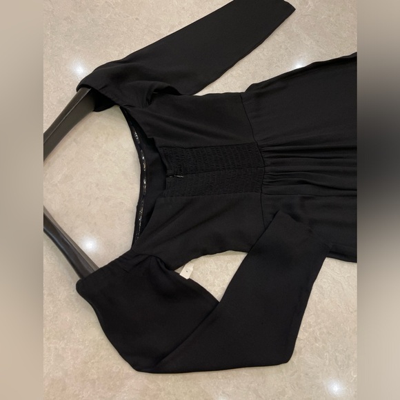 Reformation Ballari Dress in Black Midi Off Shoulder Long Sleeves Size 0 - Picture 9 of 17